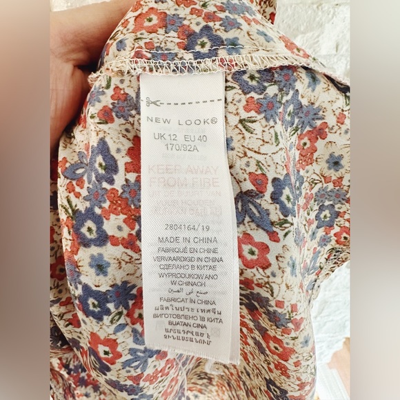 New Look Floral Thin Strap Tank - Picture 5 of 5